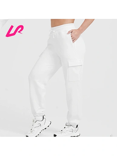 Stay on-trend with cargo joggers for women. Stylish and functional, these pants are the perfect addition to your casual wardrobe. Shop now!
